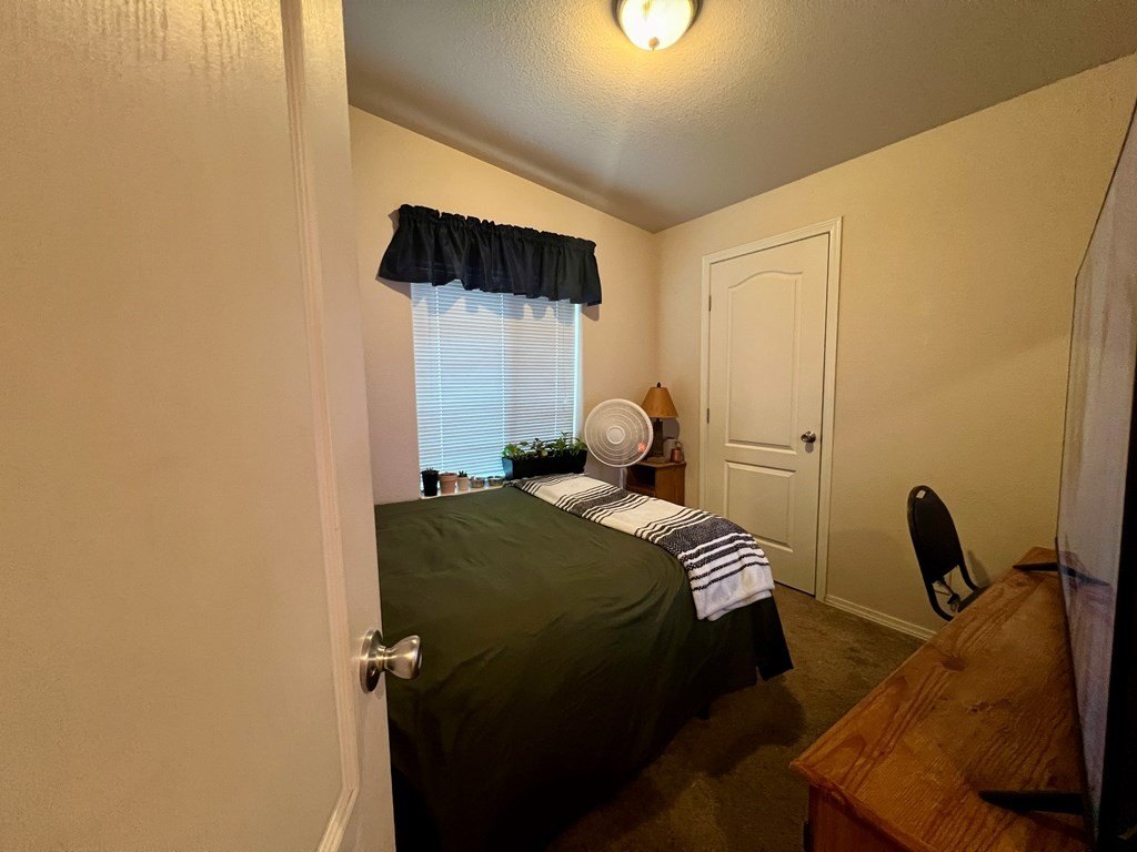 Donnelly, Idaho, 83615, United States, 3 Bedrooms Bedrooms, ,1.5 BathroomsBathrooms,Residential,Forsale,1946179