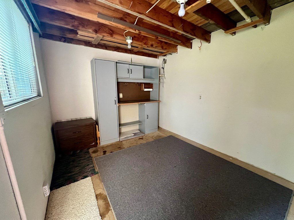 Donnelly, Idaho, 83615, United States, 3 Bedrooms Bedrooms, ,1.5 BathroomsBathrooms,Residential,Forsale,1946179