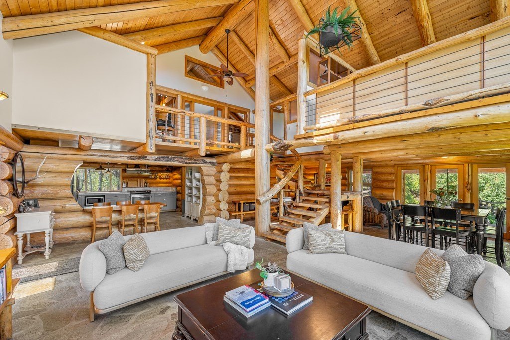 McCall, Idaho, 83638, United States, 3 Bedrooms Bedrooms, ,4 BathroomsBathrooms,Residential,Forsale,1996720