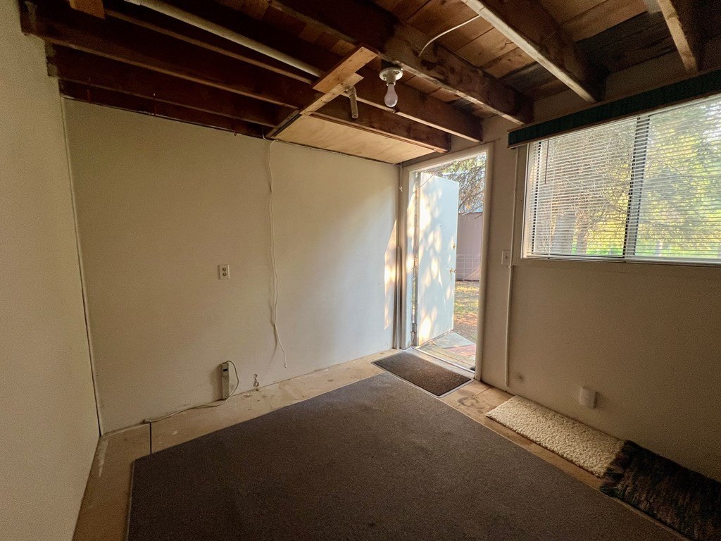 Donnelly, Idaho, 83615, United States, 3 Bedrooms Bedrooms, ,1.5 BathroomsBathrooms,Residential,Forsale,1946179