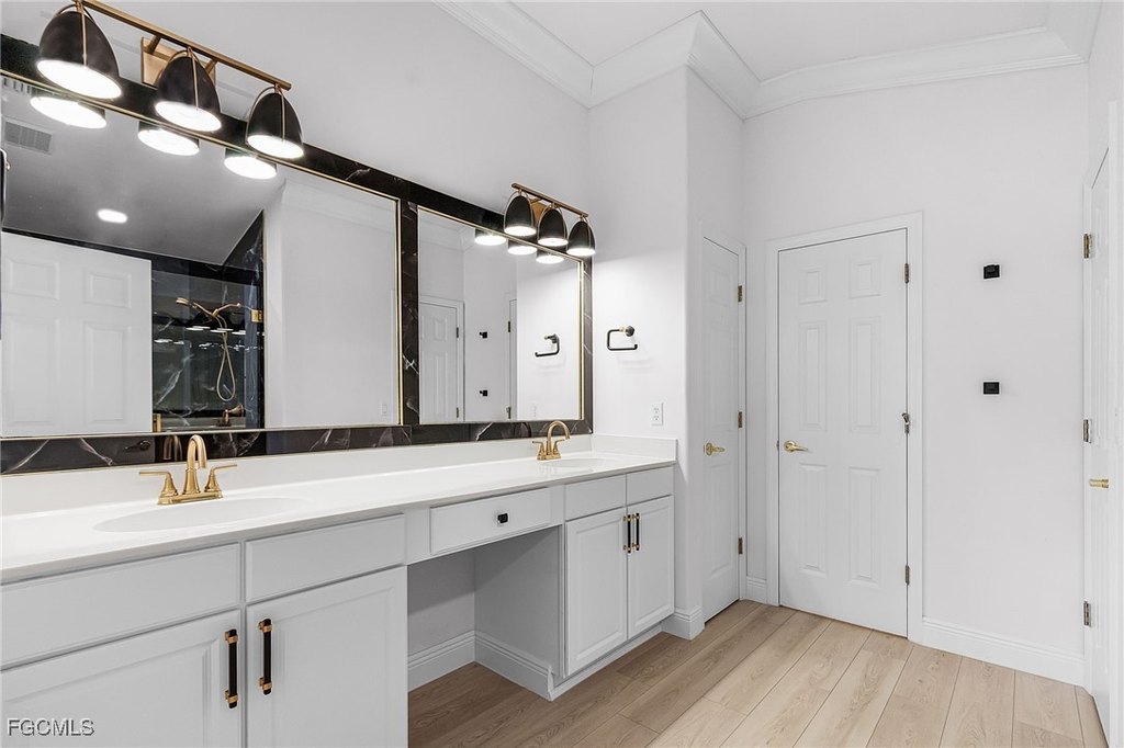 Fort Myers, Florida, 33913, United States, 3 Bedrooms Bedrooms, ,2 BathroomsBathrooms,Residential,Forsale,1954228