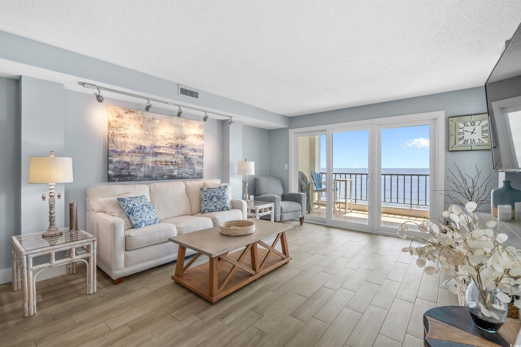 North Myrtle Beach, South Carolina, 29582, United States, 3 Bedrooms Bedrooms, ,2.5 BathroomsBathrooms,Residential,Forsale,1946103