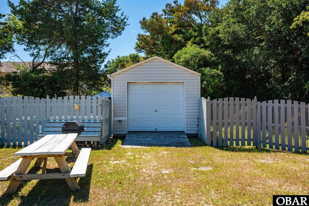 Nags Head, North Carolina, 27959, United States, 4 Bedrooms Bedrooms, ,4 BathroomsBathrooms,Residential,Forsale,1964353