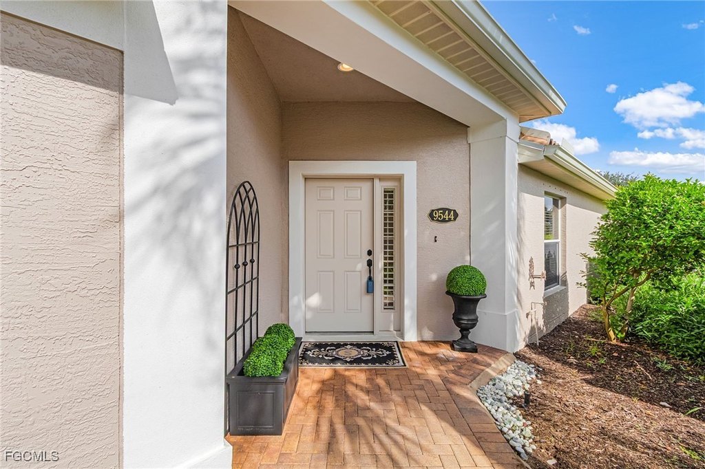 Fort Myers, Florida, 33913, United States, 3 Bedrooms Bedrooms, ,2 BathroomsBathrooms,Residential,Forsale,1954228