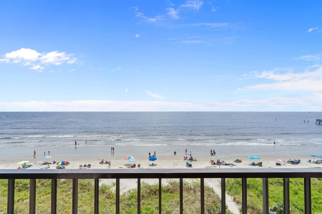 North Myrtle Beach, South Carolina, 29582, United States, 3 Bedrooms Bedrooms, ,2.5 BathroomsBathrooms,Residential,Forsale,1946103