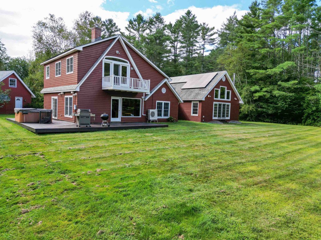 Underhill, Vermont, 05489, United States, 4 Bedrooms Bedrooms, ,3 BathroomsBathrooms,Residential,Forsale,1953117