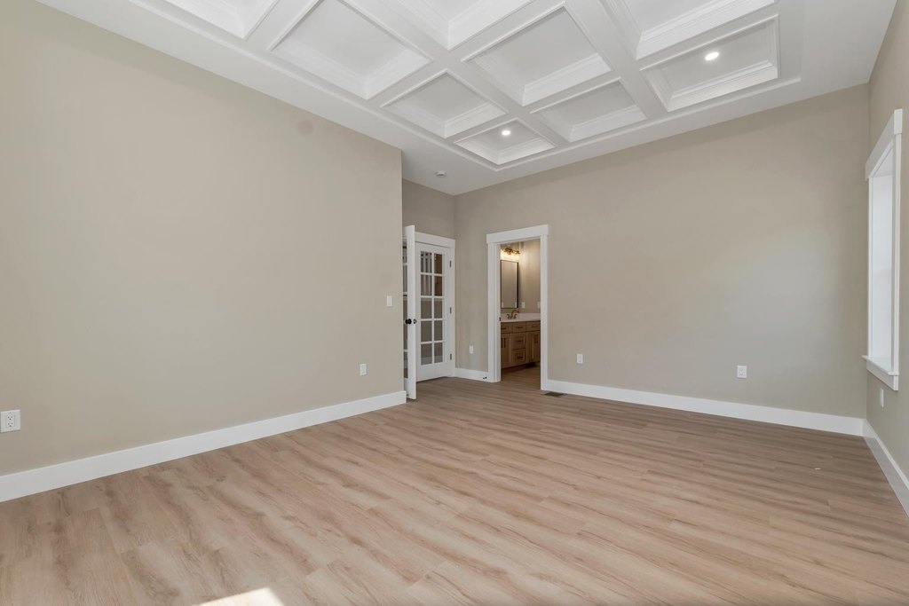 Laconia, New Hampshire, 03246, United States, 3 Bedrooms Bedrooms, ,2.5 BathroomsBathrooms,Residential,Forsale,1952892