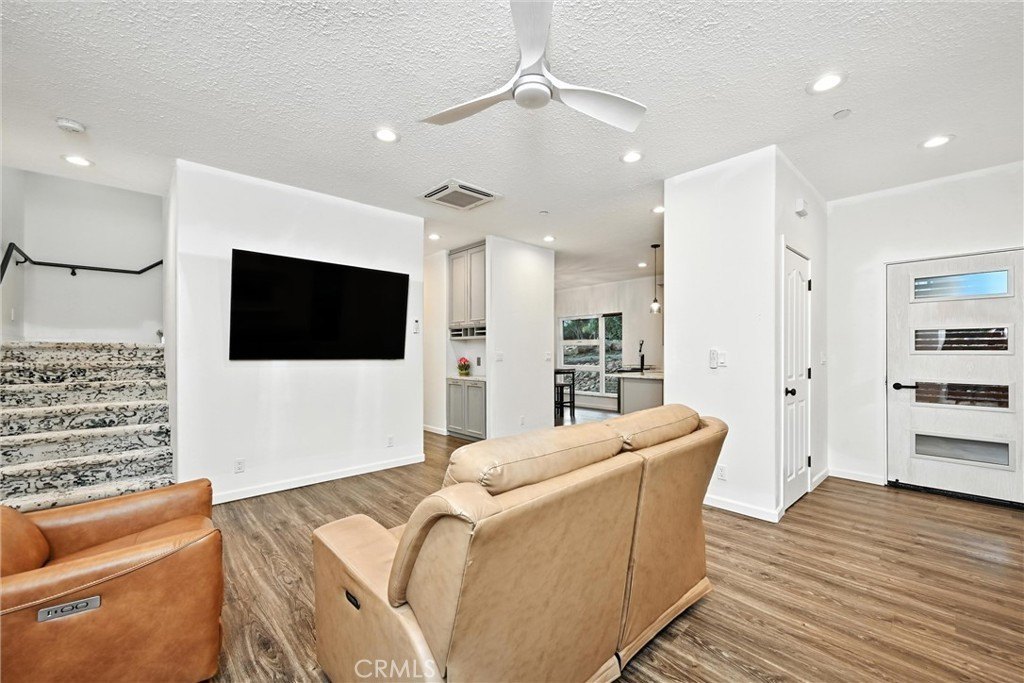 Hidden Valley Lake, California, 95467, United States, 3 Bedrooms Bedrooms, ,2.5 BathroomsBathrooms,Residential,Forsale,1953119