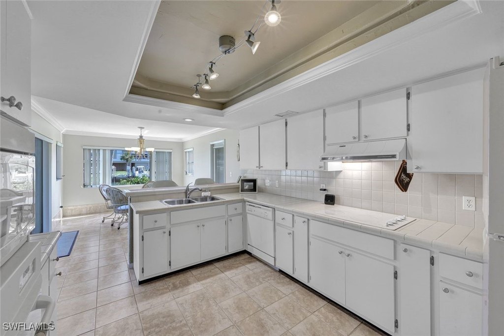 Marco Island, Florida, 34145, United States, 2 Bedrooms Bedrooms, ,2 BathroomsBathrooms,Residential,Forsale,1995036