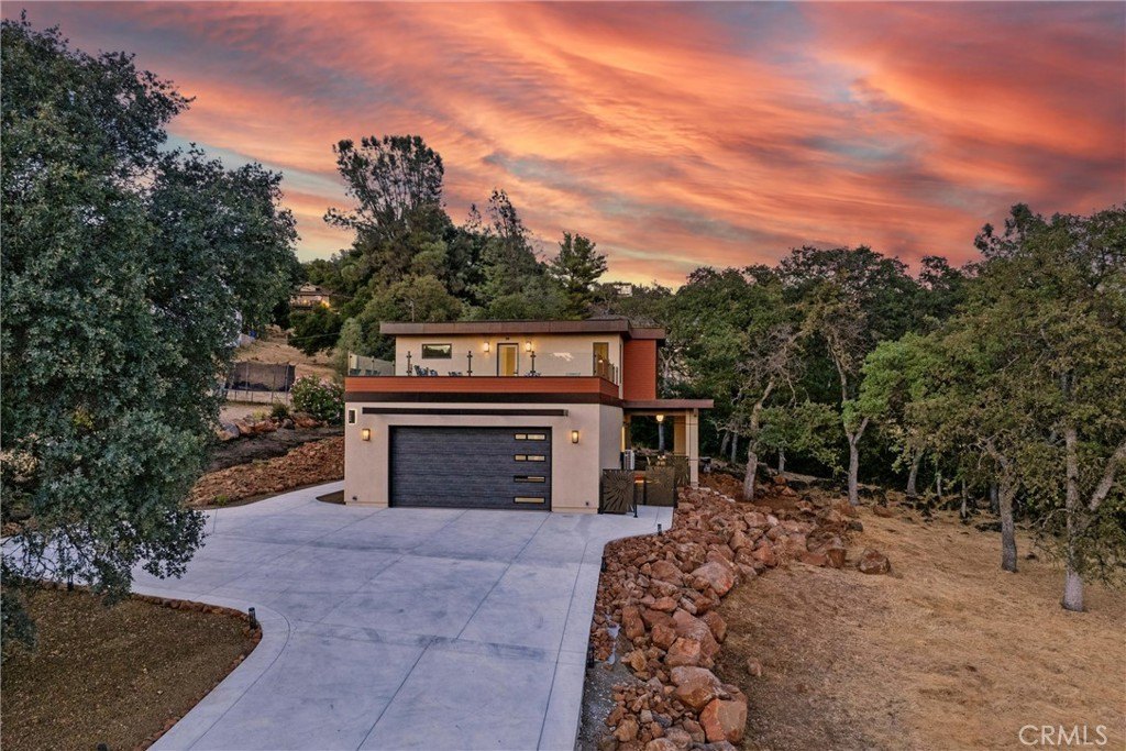 Hidden Valley Lake, California, 95467, United States, 3 Bedrooms Bedrooms, ,2.5 BathroomsBathrooms,Residential,Forsale,1953119