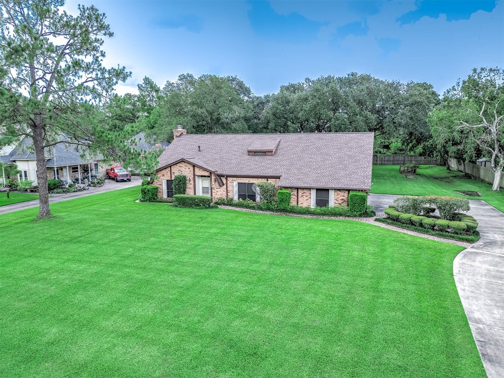 Friendswood, Texas, 77546, United States, 3 Bedrooms Bedrooms, ,2.5 BathroomsBathrooms,Residential,Forsale,1936482