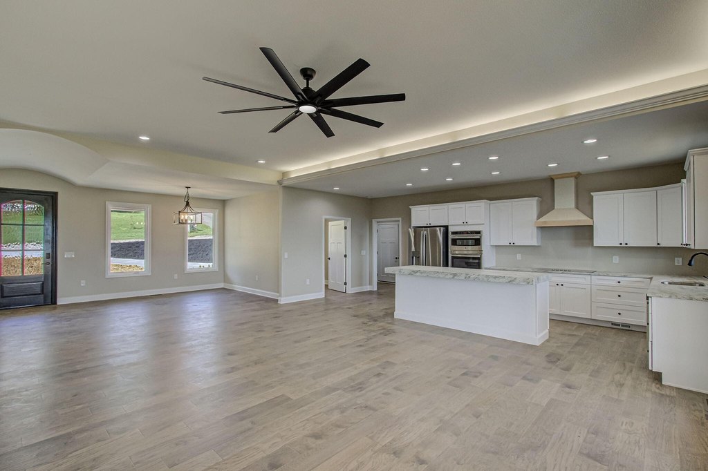 Bean Station, Tennessee, 37708, United States, 3 Bedrooms Bedrooms, ,2 BathroomsBathrooms,Residential,Forsale,1941404