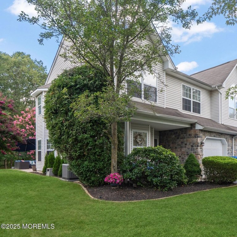 Tinton Falls, New Jersey, 07753, United States, 3 Bedrooms Bedrooms, ,2.5 BathroomsBathrooms,Residential,Forsale,1936820