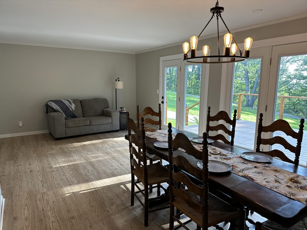 Jefferson City, Tennessee, 37760, United States, 3 Bedrooms Bedrooms, ,3.5 BathroomsBathrooms,Residential,Forsale,1884044
