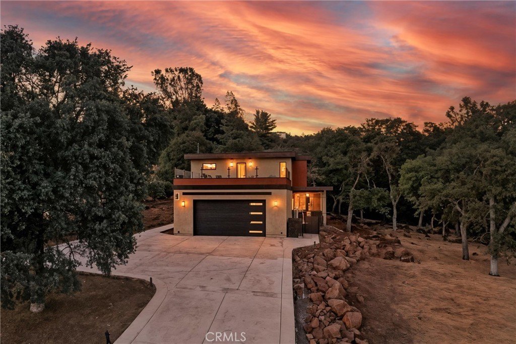 Hidden Valley Lake, California, 95467, United States, 3 Bedrooms Bedrooms, ,2.5 BathroomsBathrooms,Residential,Forsale,1953119