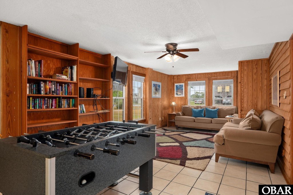 Nags Head, North Carolina, 27959, United States, 4 Bedrooms Bedrooms, ,4 BathroomsBathrooms,Residential,Forsale,1964353