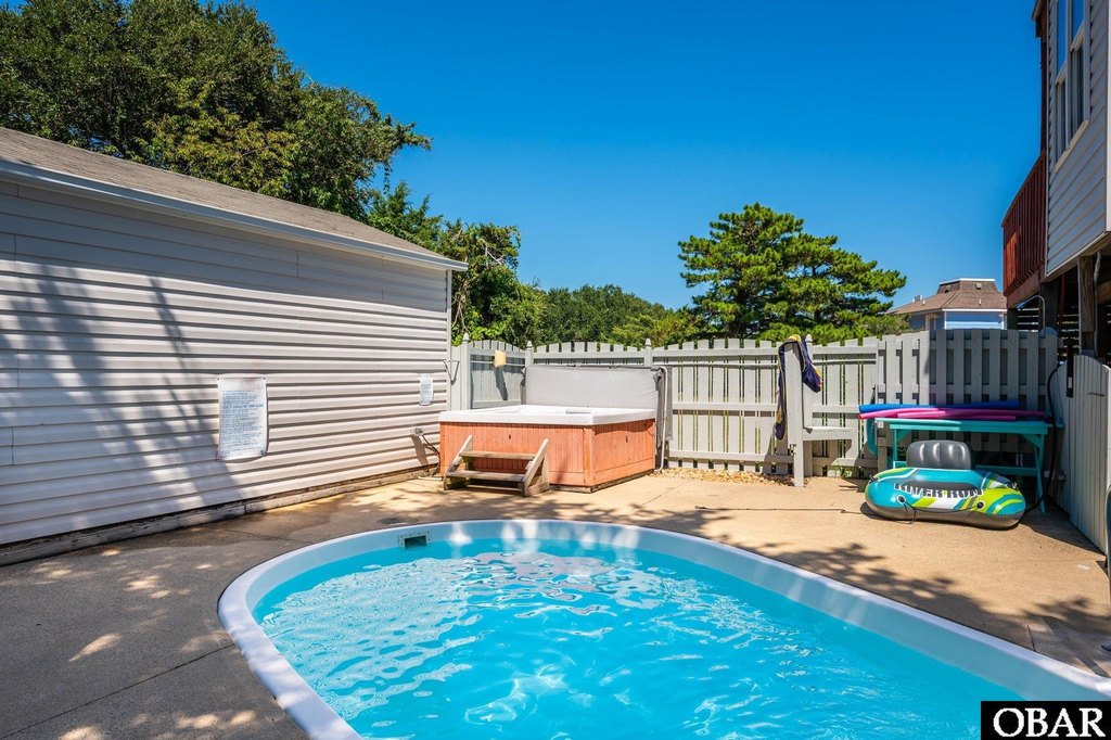 Nags Head, North Carolina, 27959, United States, 4 Bedrooms Bedrooms, ,4 BathroomsBathrooms,Residential,Forsale,1964353