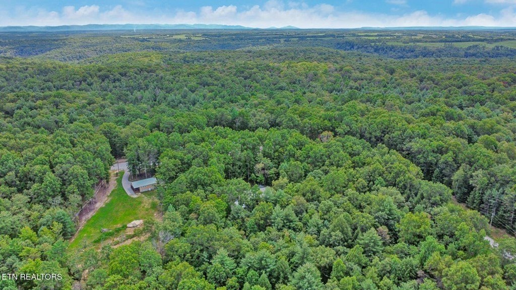 Jamestown, Tennessee, 38556, United States, 3 Bedrooms Bedrooms, ,2.5 BathroomsBathrooms,Residential,Forsale,1968510