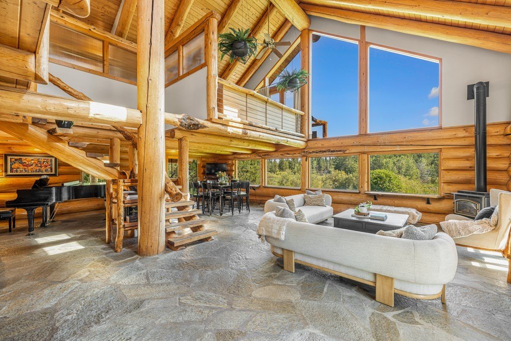 McCall, Idaho, 83638, United States, 3 Bedrooms Bedrooms, ,4 BathroomsBathrooms,Residential,Forsale,1996720