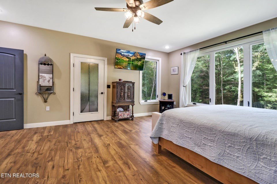 Jamestown, Tennessee, 38556, United States, 3 Bedrooms Bedrooms, ,2.5 BathroomsBathrooms,Residential,Forsale,1968510