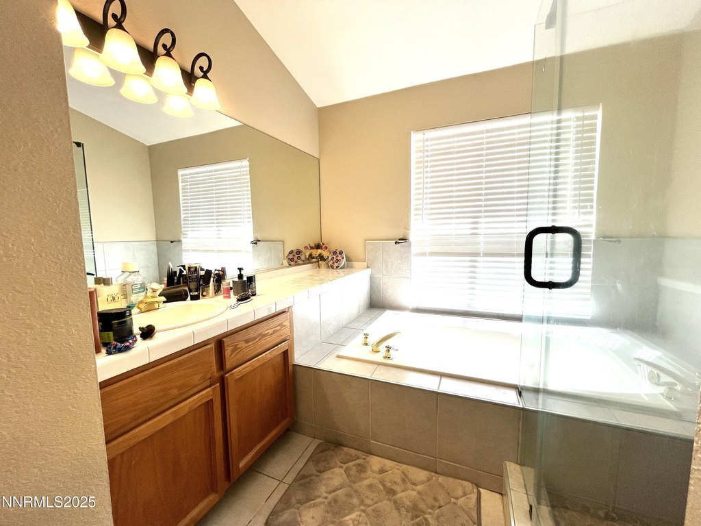 Reno, Nevada, 89523, United States, 3 Bedrooms Bedrooms, ,2 BathroomsBathrooms,Residential,Forsale,1936776