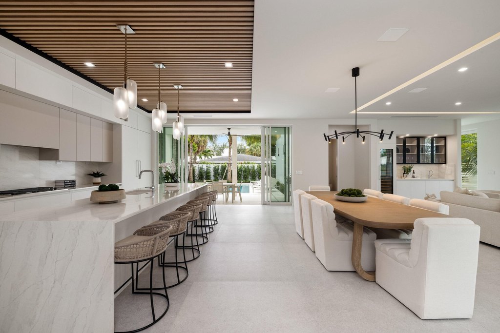 Delray Beach, Florida, 33483, United States, 5 Bedrooms Bedrooms, ,5.5 BathroomsBathrooms,Residential,Forsale,1952512