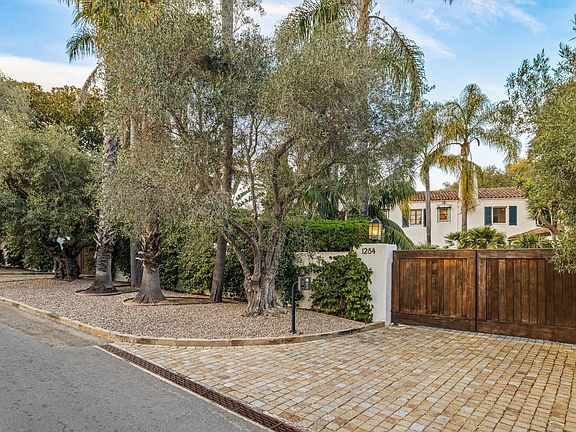 Santa Barbara, California, 93108, United States, 6 Bedrooms Bedrooms, ,9 BathroomsBathrooms,Residential,Forsale,1941492