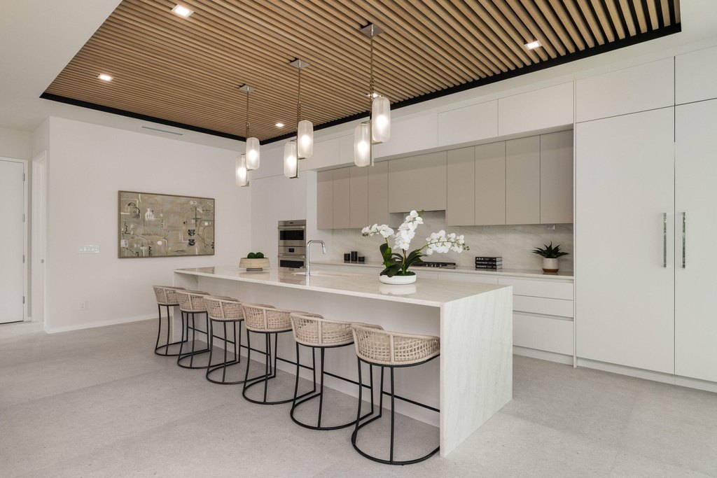 Delray Beach, Florida, 33483, United States, 5 Bedrooms Bedrooms, ,5.5 BathroomsBathrooms,Residential,Forsale,1952512