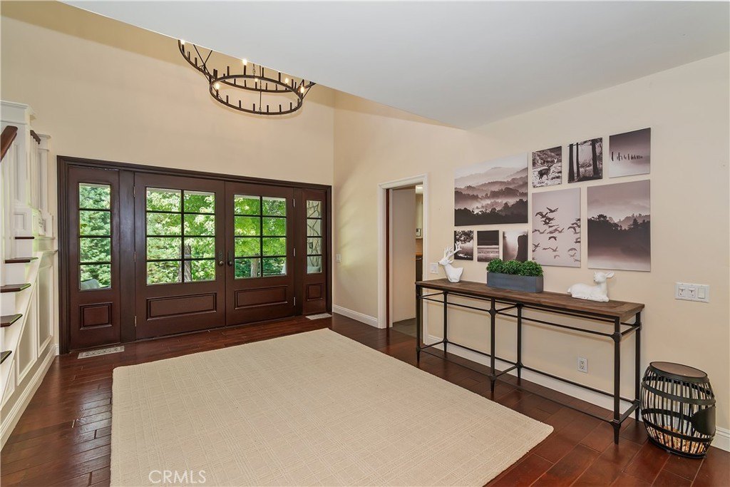Lake Arrowhead, California, 92352, United States, 5 Bedrooms Bedrooms, ,5 BathroomsBathrooms,Residential,Forsale,1953299
