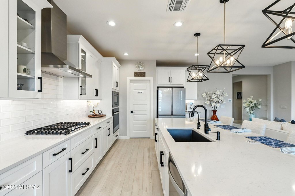 Oro Valley, Arizona, 85742, United States, 5 Bedrooms Bedrooms, ,3 BathroomsBathrooms,Residential,Forsale,1954090