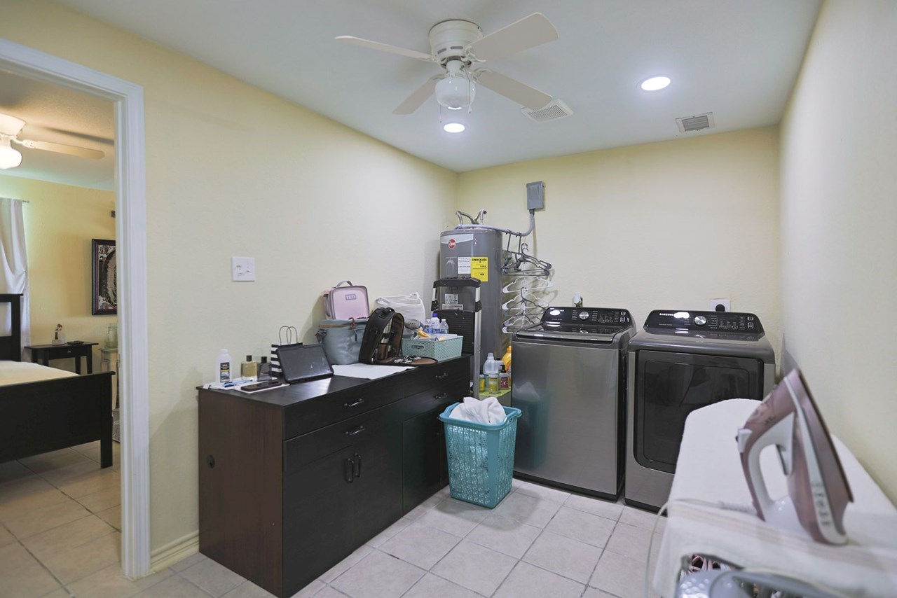 Del Valle, Texas, 78617, United States, 3 Bedrooms Bedrooms, ,3 BathroomsBathrooms,Residential,Forsale,1936467