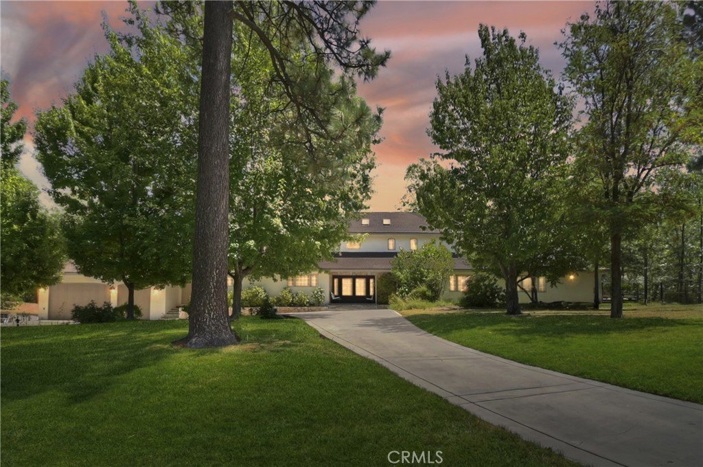 Lake Arrowhead, California, 92352, United States, 5 Bedrooms Bedrooms, ,5 BathroomsBathrooms,Residential,Forsale,1953299