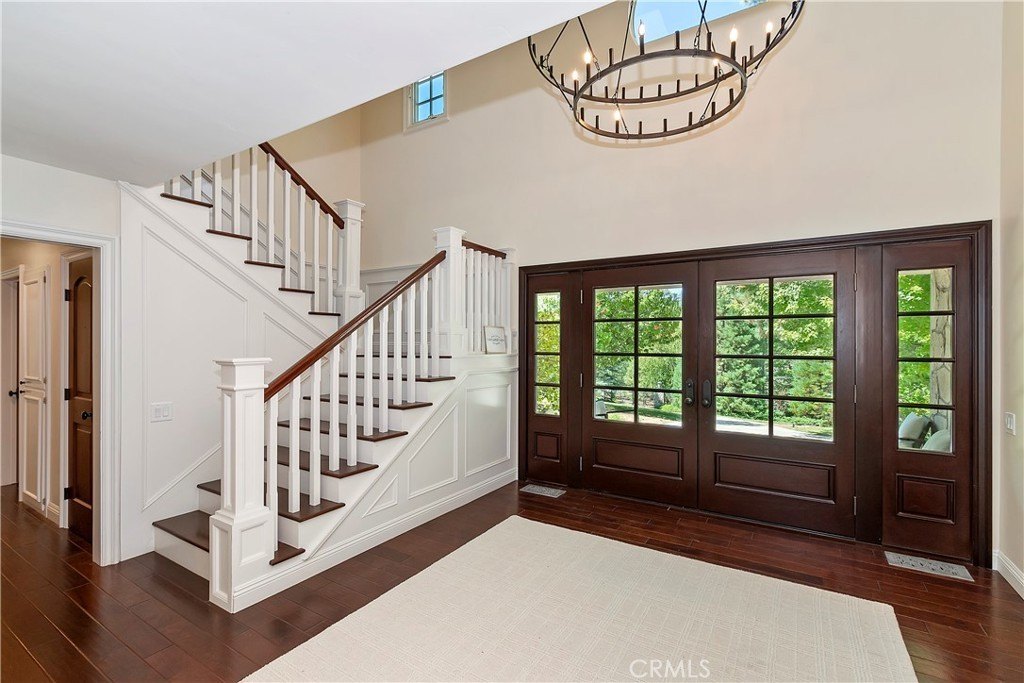 Lake Arrowhead, California, 92352, United States, 5 Bedrooms Bedrooms, ,5 BathroomsBathrooms,Residential,Forsale,1953299