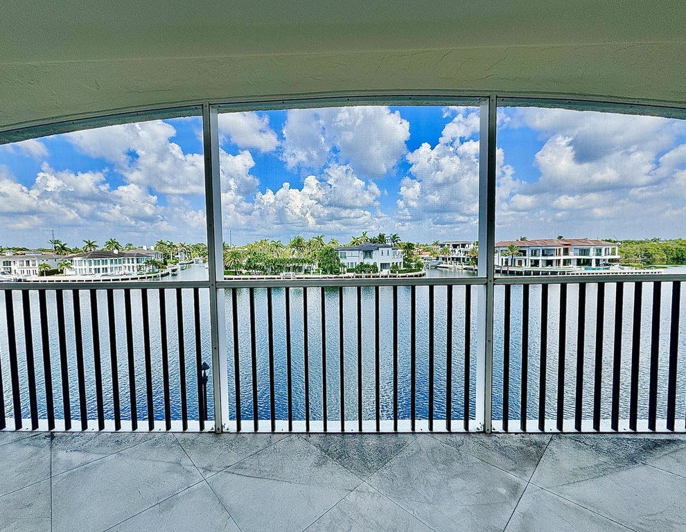 Boca Raton, Florida, 33431, United States, 2 Bedrooms Bedrooms, ,2 BathroomsBathrooms,Residential,Forsale,1936186