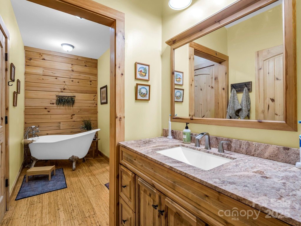 Lake Lure, North Carolina, 28746, United States, 3 Bedrooms Bedrooms, ,2.5 BathroomsBathrooms,Residential,Forsale,1960267