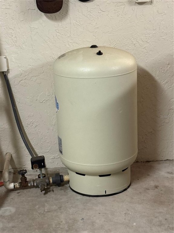 OCALA, Florida, 34476, United States, 3 Bedrooms Bedrooms, ,3 BathroomsBathrooms,Residential,Forsale,1969789