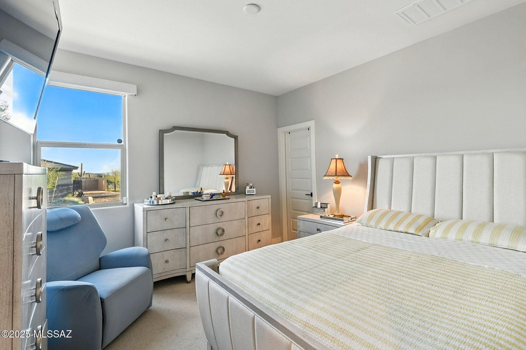 Oro Valley, Arizona, 85742, United States, 5 Bedrooms Bedrooms, ,3 BathroomsBathrooms,Residential,Forsale,1954090