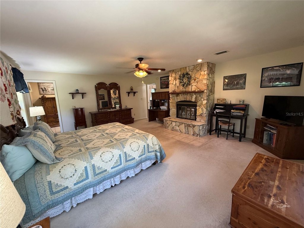 OCALA, Florida, 34476, United States, 3 Bedrooms Bedrooms, ,3 BathroomsBathrooms,Residential,Forsale,1969789