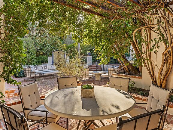 Santa Barbara, California, 93108, United States, 6 Bedrooms Bedrooms, ,9 BathroomsBathrooms,Residential,Forsale,1941492