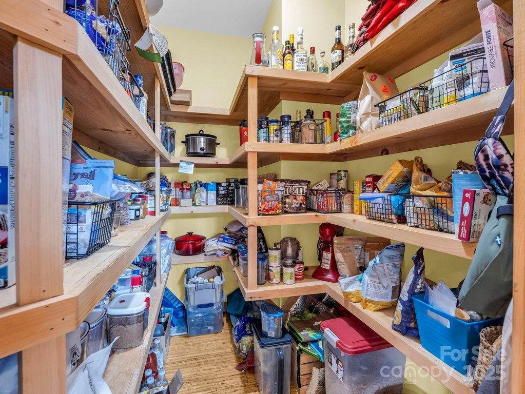 Lake Lure, North Carolina, 28746, United States, 3 Bedrooms Bedrooms, ,2.5 BathroomsBathrooms,Residential,Forsale,1960267