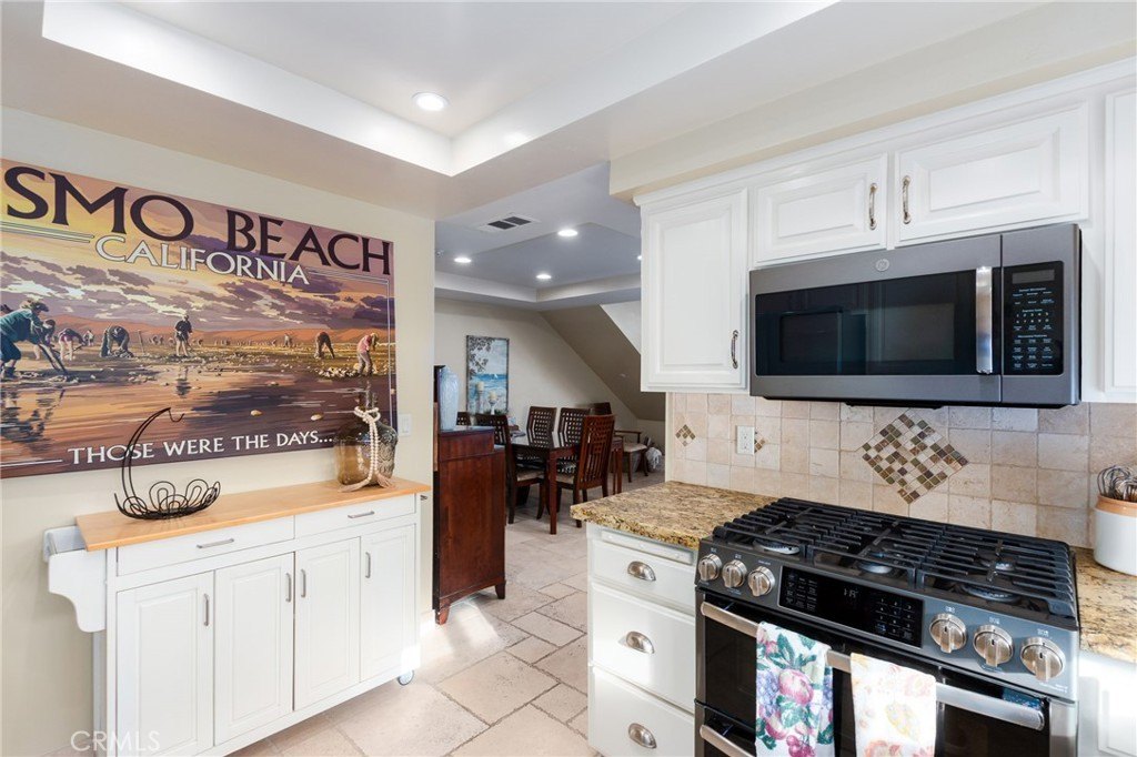Pismo Beach, California, 93449, United States, 2 Bedrooms Bedrooms, ,2 BathroomsBathrooms,Residential,Forsale,2009016