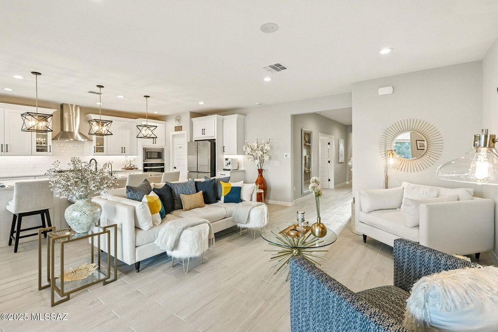 Oro Valley, Arizona, 85742, United States, 5 Bedrooms Bedrooms, ,3 BathroomsBathrooms,Residential,Forsale,1954090