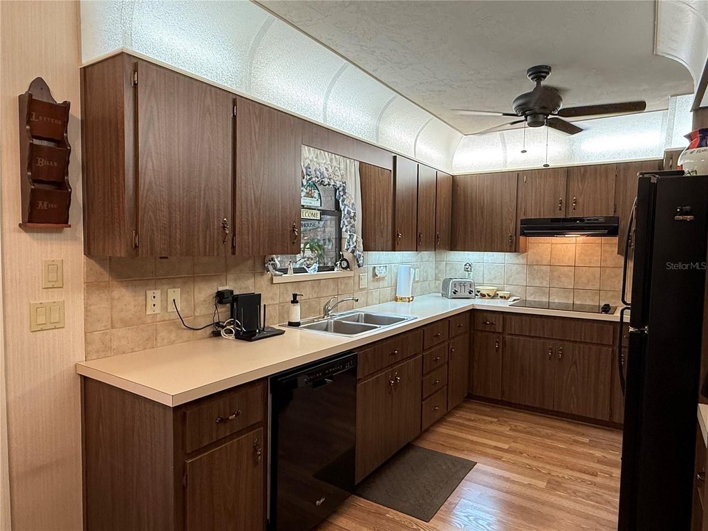 OCALA, Florida, 34476, United States, 3 Bedrooms Bedrooms, ,3 BathroomsBathrooms,Residential,Forsale,1969789