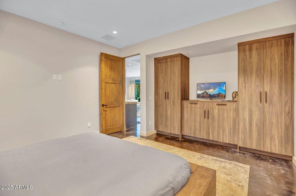 Sedona, Arizona, 86336, United States, 5 Bedrooms Bedrooms, ,3 BathroomsBathrooms,Residential,Forsale,1946092