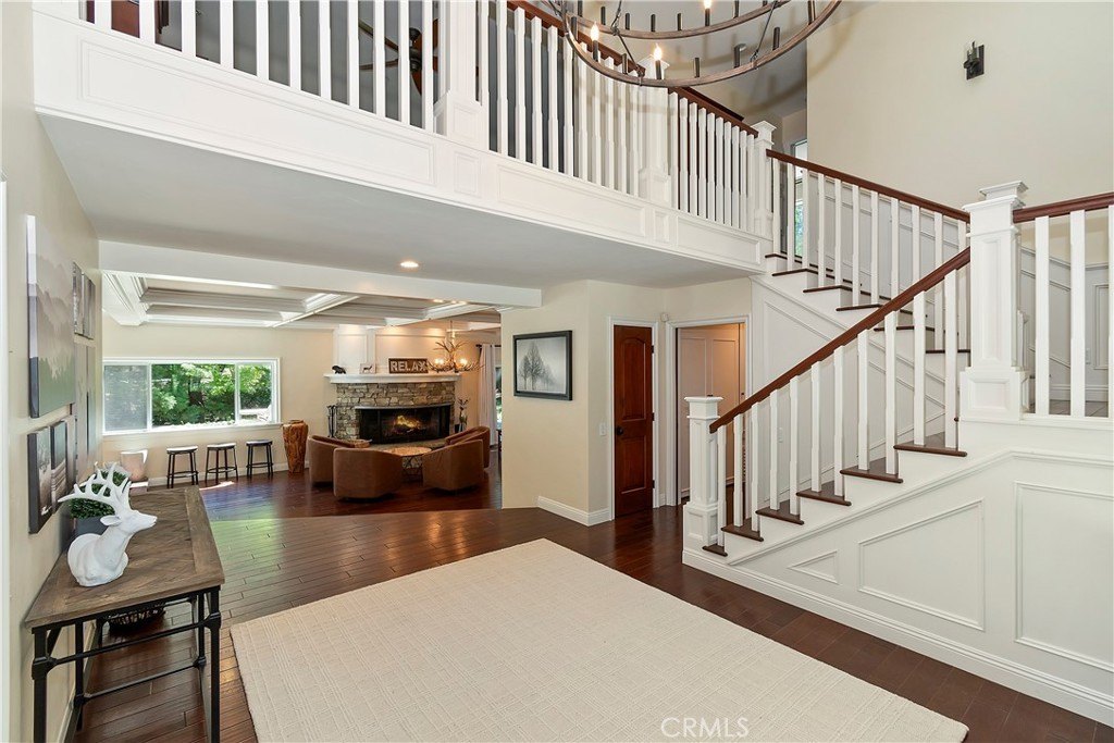 Lake Arrowhead, California, 92352, United States, 5 Bedrooms Bedrooms, ,5 BathroomsBathrooms,Residential,Forsale,1953299