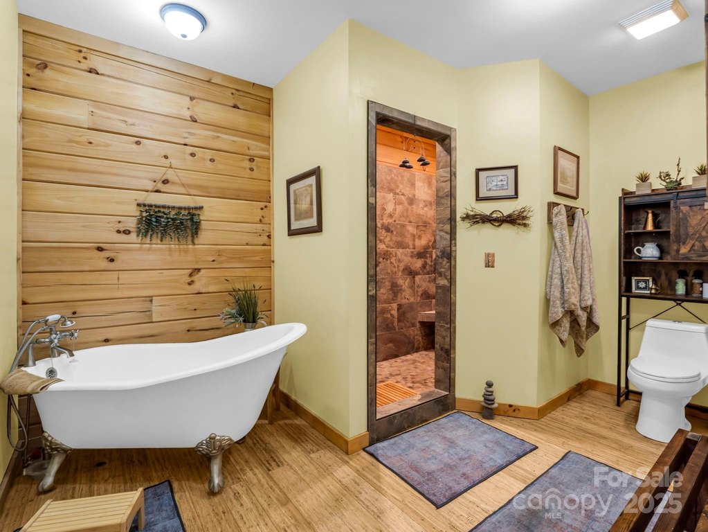 Lake Lure, North Carolina, 28746, United States, 3 Bedrooms Bedrooms, ,2.5 BathroomsBathrooms,Residential,Forsale,1960267