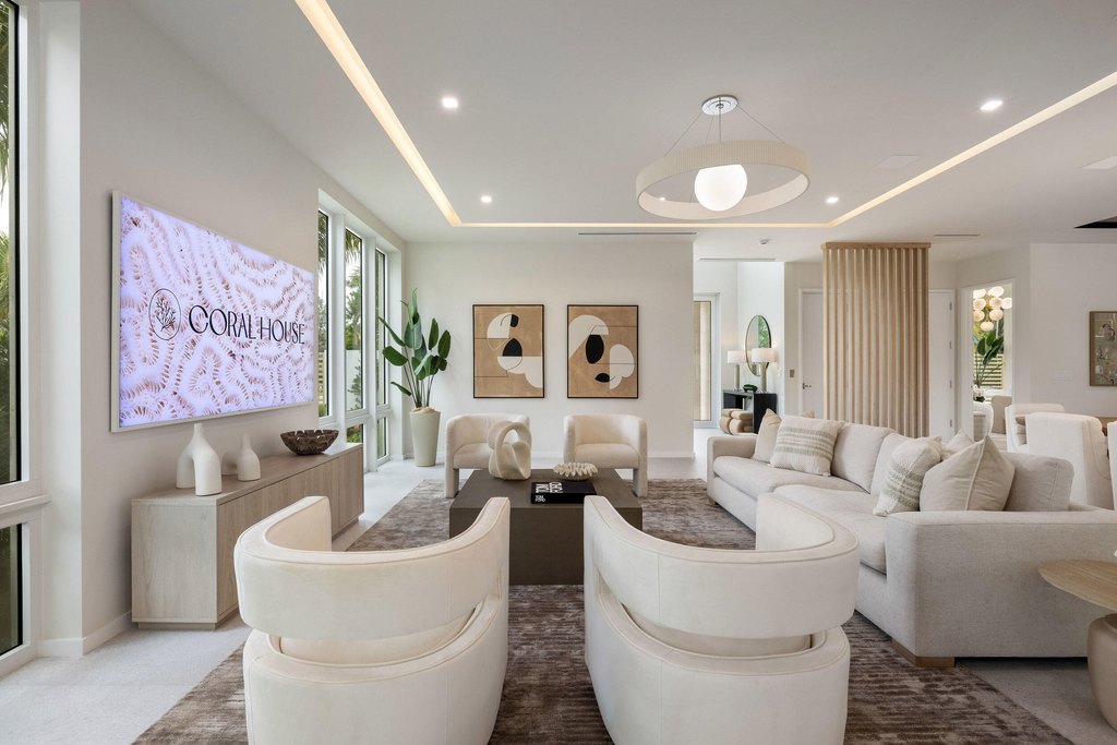 Delray Beach, Florida, 33483, United States, 5 Bedrooms Bedrooms, ,5.5 BathroomsBathrooms,Residential,Forsale,1952512