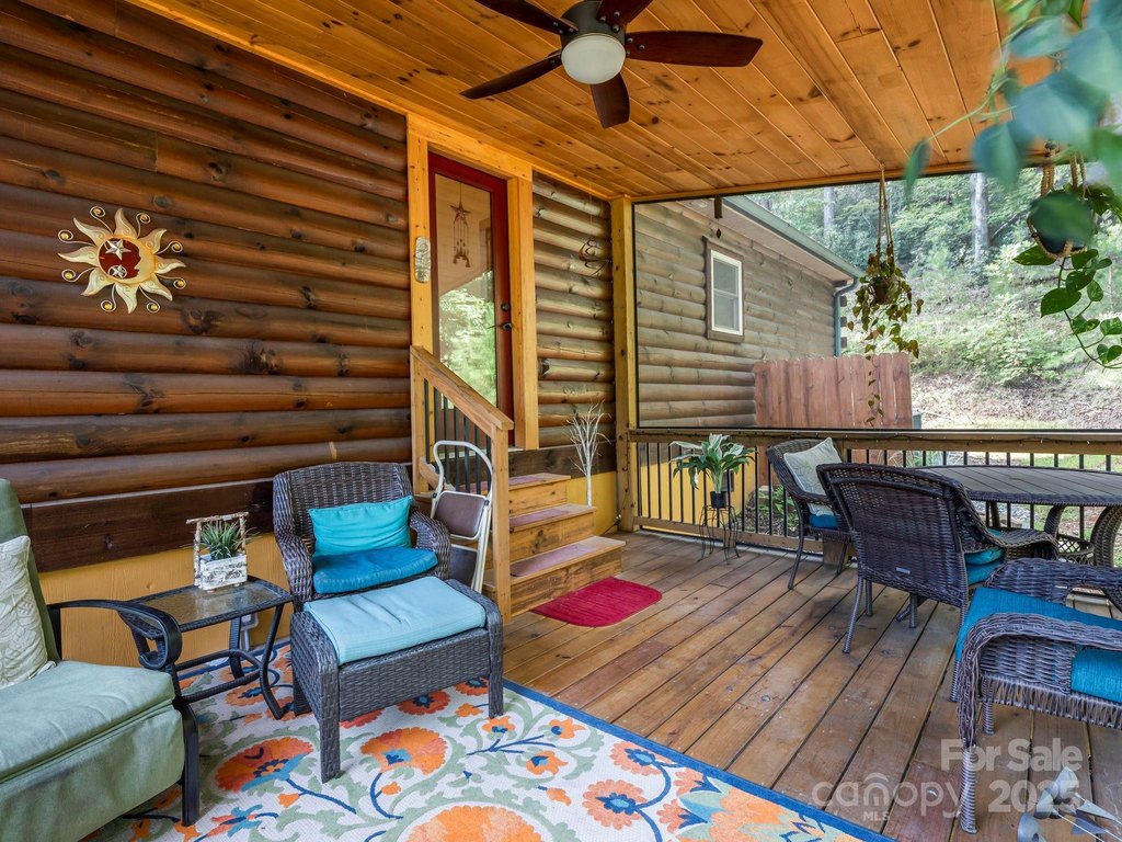 Lake Lure, North Carolina, 28746, United States, 3 Bedrooms Bedrooms, ,2.5 BathroomsBathrooms,Residential,Forsale,1960267