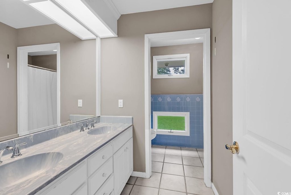 Myrtle Beach, South Carolina, 29572, United States, 5 Bedrooms Bedrooms, ,4.5 BathroomsBathrooms,Residential,Forsale,1965869