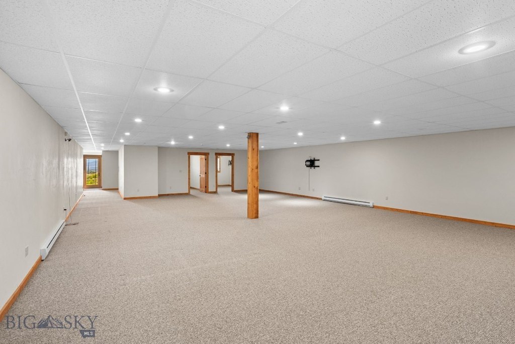 Livingston, Montana, 59047, United States, 3 Bedrooms Bedrooms, ,1.5 BathroomsBathrooms,Residential,Forsale,1986979